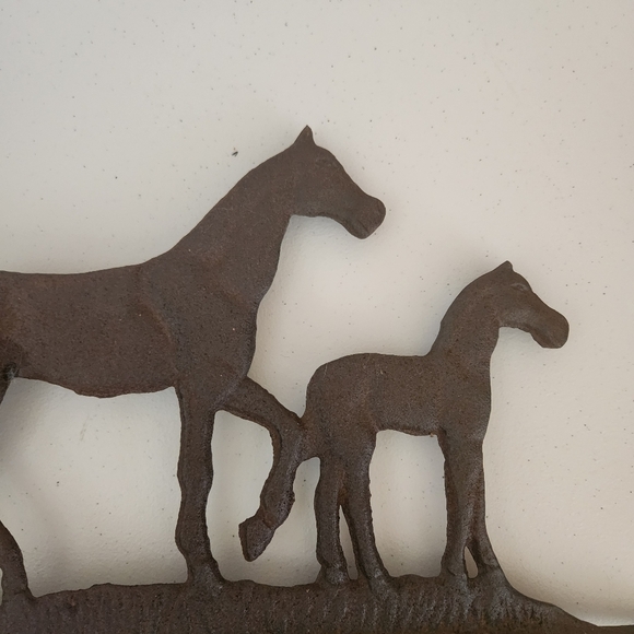 Vintage Heavy Cast Iron Rustic Sign Plant Hanger Wall Decor Equestrian Farmhouse - Picture 2 of 7